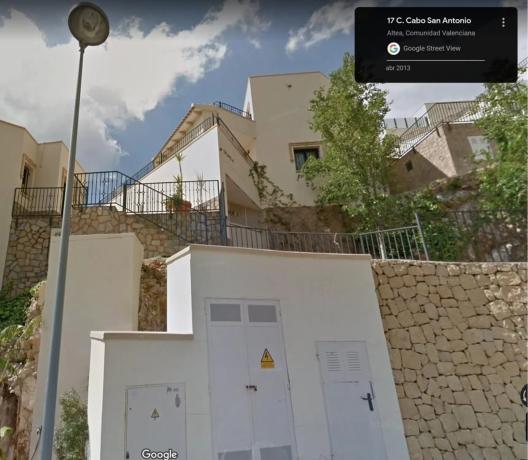Chalet pareado en calle Cabo San Antonio, 4