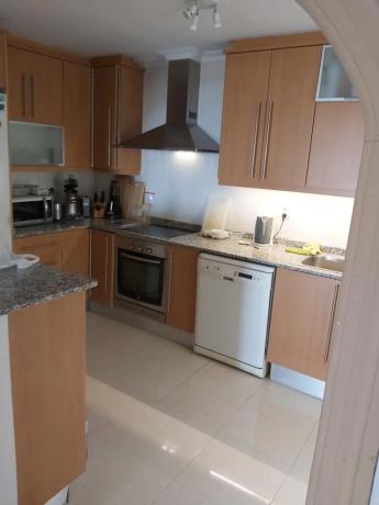 Chalet pareado en calle Cabo San Antonio, 4