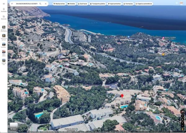 Chalet pareado en calle Cabo San Antonio, 4