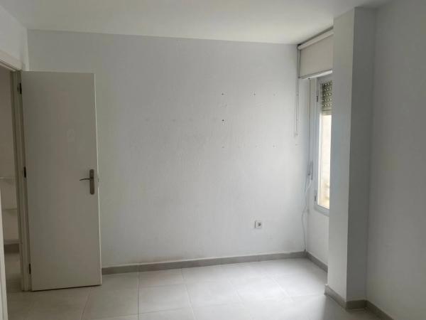 Piso en Cl Llavador, 1