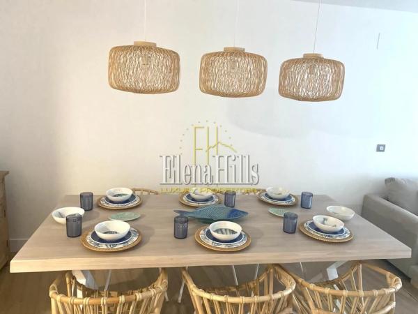 Piso en ronda de la Marina, 20