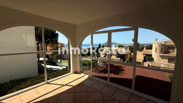 Chalet adosado en calle Bélgica