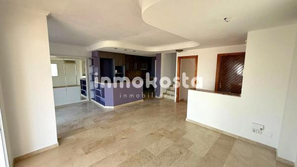 Chalet adosado en calle Bélgica