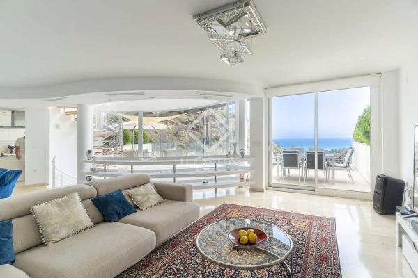 Casa independiente en calle Media