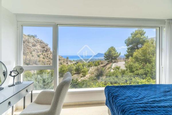 Casa independiente en calle Media