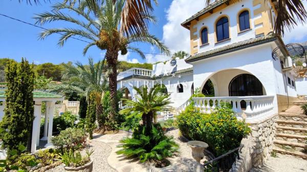 Casa independiente en calle la Tórtola
