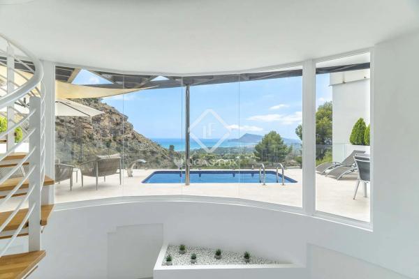 Casa independiente en calle Media