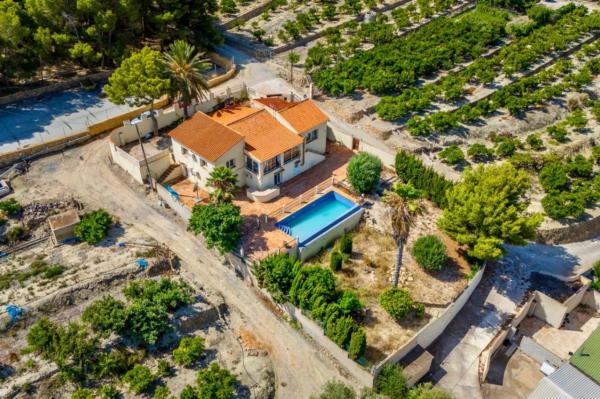 Casa independiente en Partida el Planet