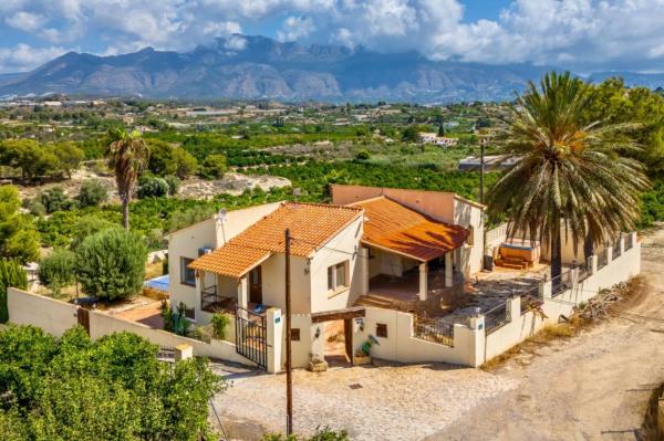 Casa independiente en Partida el Planet