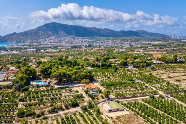 Casa independiente en Partida el Planet