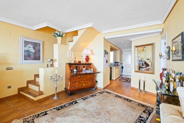 Piso en calle Costa Dorada, 23