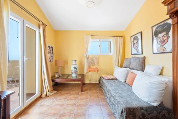 Piso en calle Costa Dorada, 23