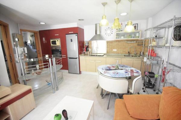 Casa independiente en calle de Tabarca, 3