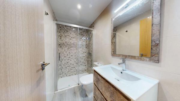 Piso en calle el Pinós