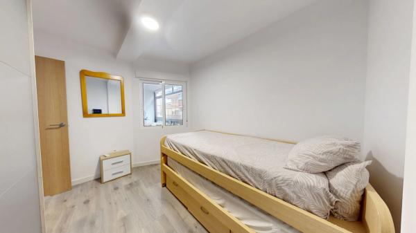 Piso en calle el Pinós