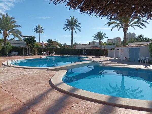 Chalet pareado en calle Sebastián de Belalcázar, 43