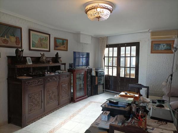 Chalet pareado en calle Sebastián de Belalcázar, 43