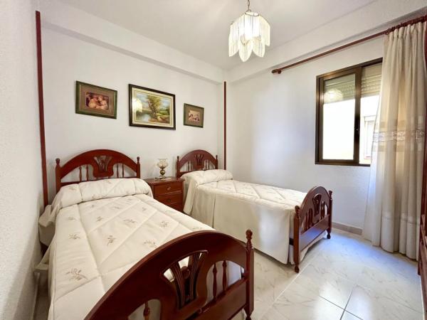 Piso en calle el Pinós