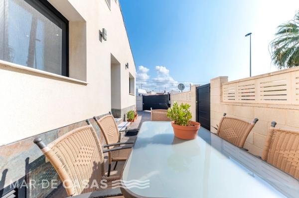 Chalet adosado en avenida del Vincle