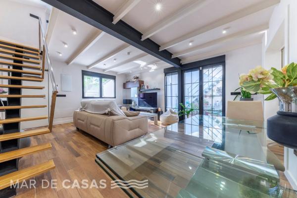 Chalet adosado en avenida del Vincle