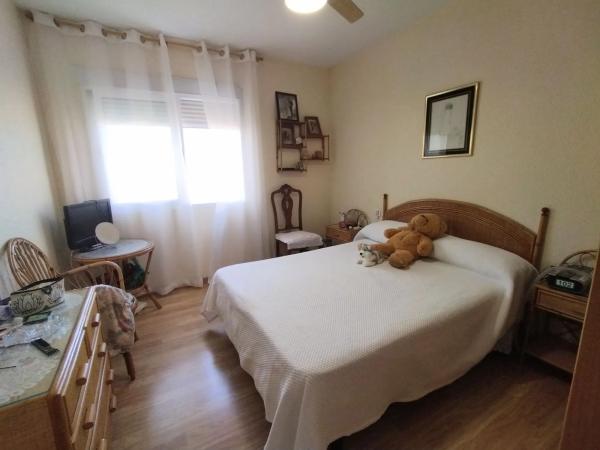 Piso en calle de Gabriel Miro