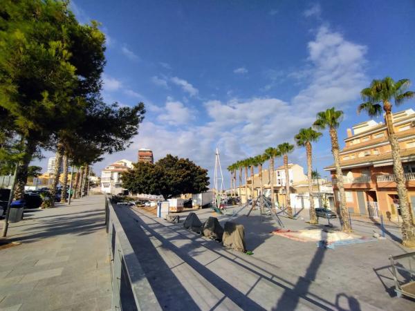 Piso en calle de Gabriel Miro