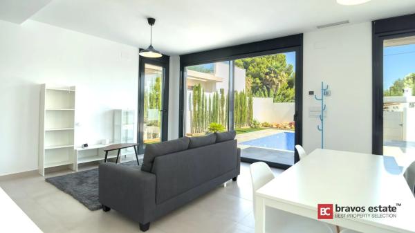 Casa independiente en calle de Santamaria