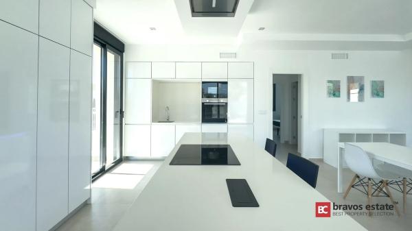 Casa independiente en calle de Santamaria