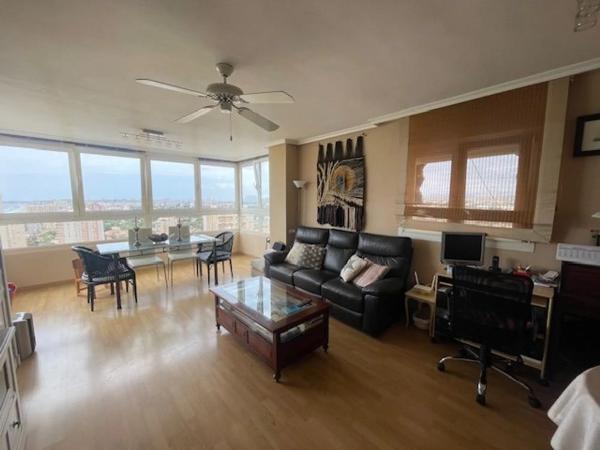 Piso en calle Hisenda de l'Administrador