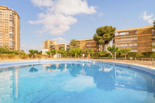 Piso en calle el Pinós