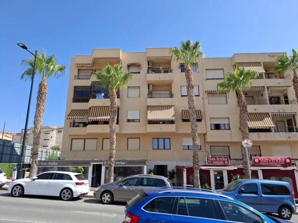 Piso en avenida d'Alcoi