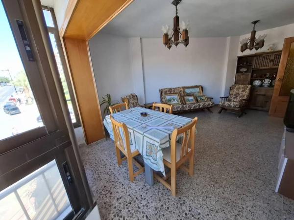 Piso en avenida d'Alcoi