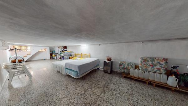 Chalet adosado en calle d'Oriola