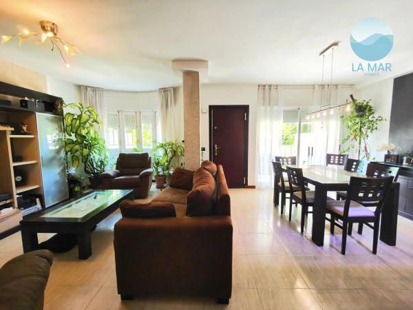 Chalet adosado en camino Reial de la Vila Joiosa