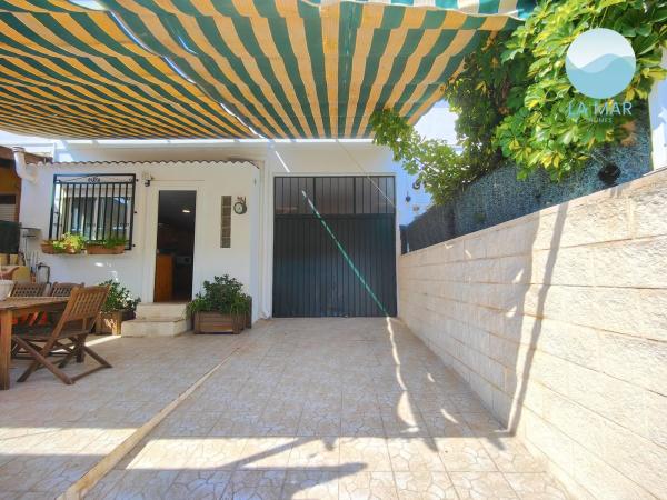 Chalet adosado en camino Reial de la Vila Joiosa