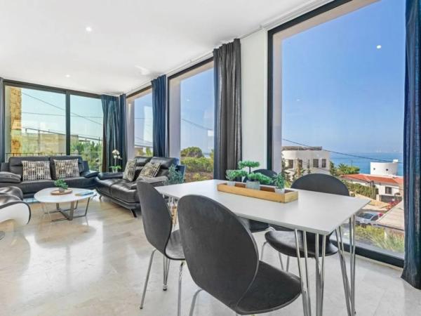 Casa independiente en calle de Bélgica, 38 -46