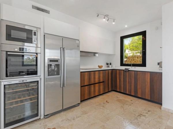 Casa independiente en calle de Bélgica, 38 -46