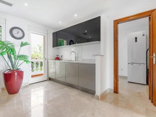 Casa independiente en calle de Italia, 3