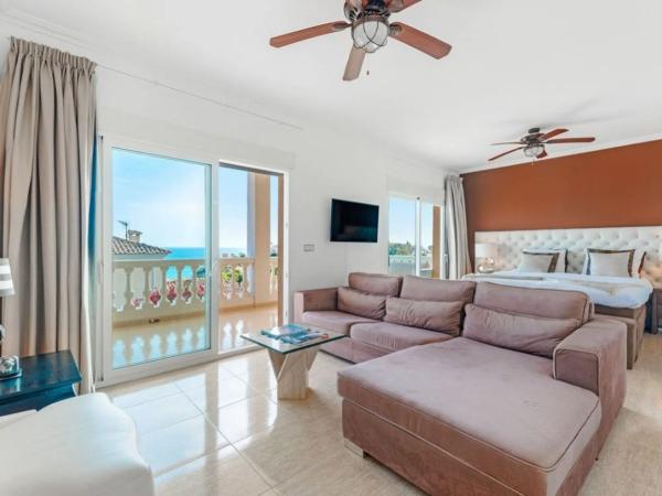 Casa independiente en calle de Italia, 3