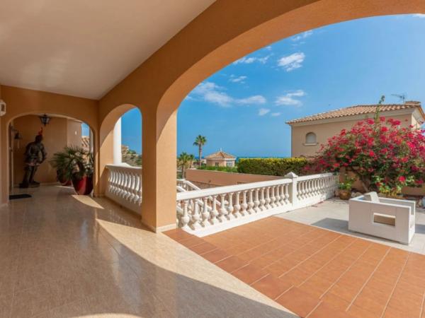 Casa independiente en calle de Italia, 3