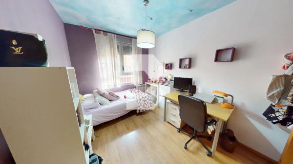 Chalet adosado en calle Serra de Bèrnia