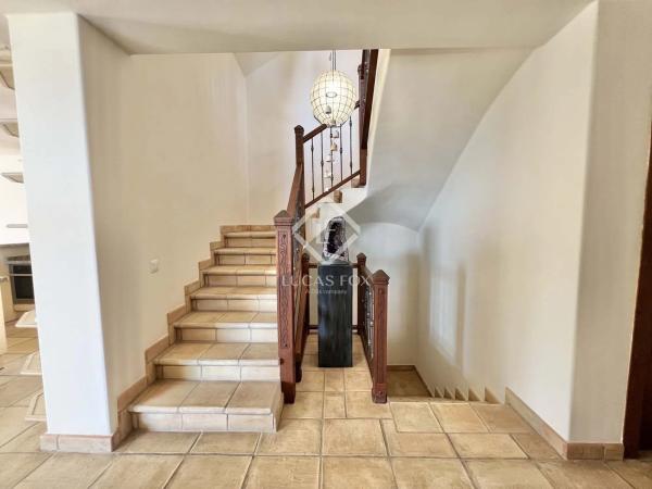 Casa independiente en calle Montesinos