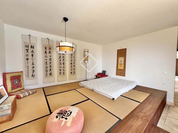 Casa independiente en calle Montesinos