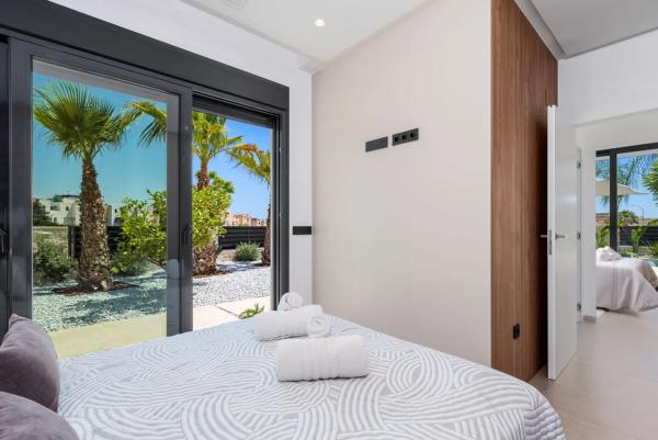 Casa independiente en avenida de l'Amerador