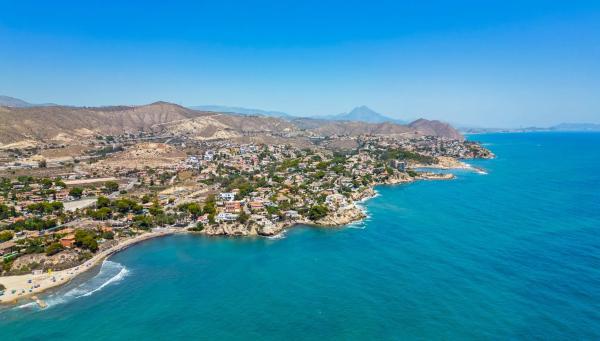 Casa independiente en avenida de l'Amerador