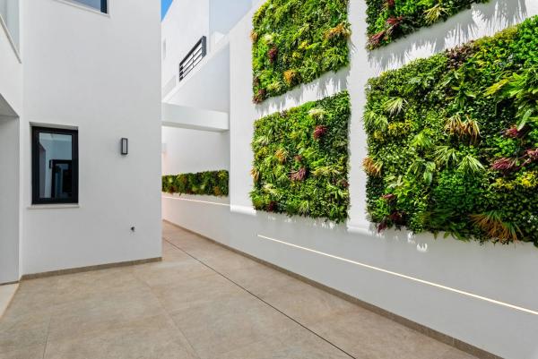 Casa independiente en avenida de l'Amerador