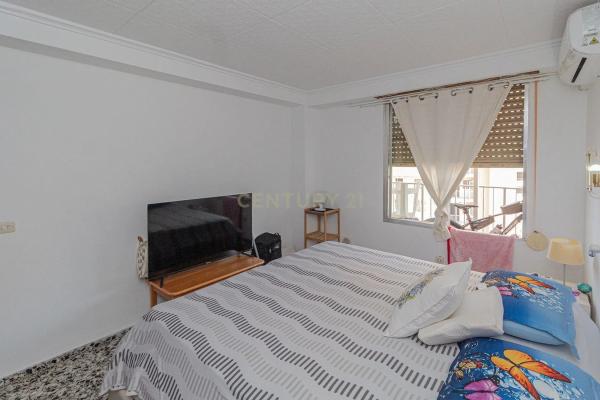 Piso en avenida Rosa de los Vientos, 19