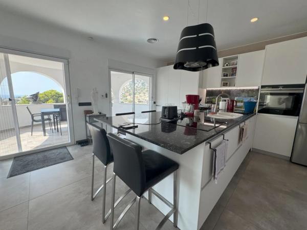 Casa independiente en Urbanización Canuta