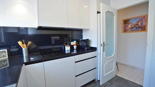 Piso en calle Oscar Espla, 2