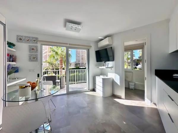 Estudio en Av Rosa De Los Vientos, 11